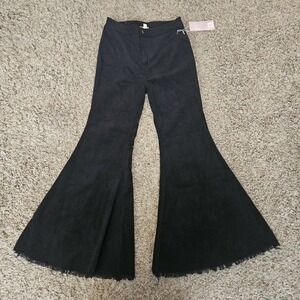 Fashion on Earth NWT Ladies Black Corduroy Bell Bottom Pants Size Small